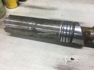 Шнек для термопластавтомата Kuasy d63 L1140 Ш-13